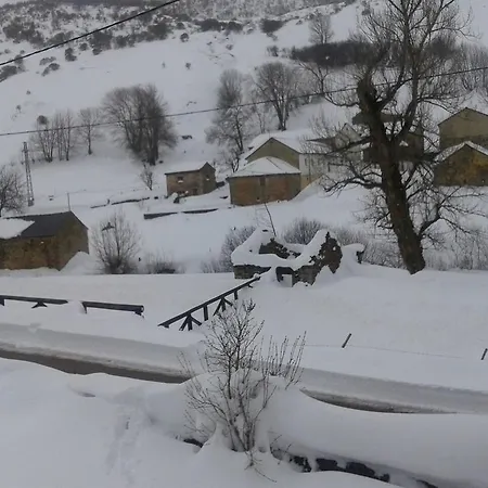 Hotel La Solana De Babia *