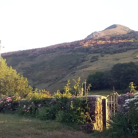 فندق La Solana De Babia